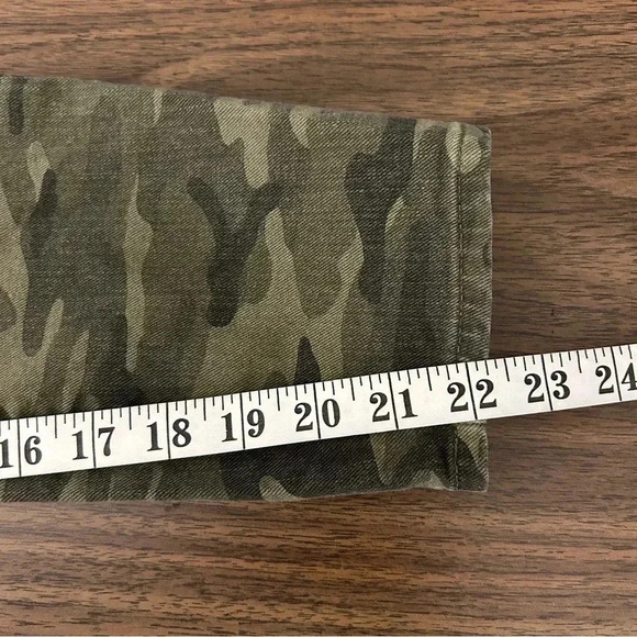 🌟Gap True skinny high rise camouflage jeans 27 - Picture 10 of 11